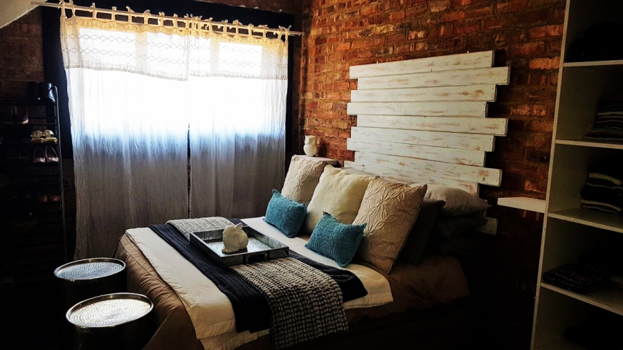 5 Bedroom Property for Sale in Potchefstroom North West